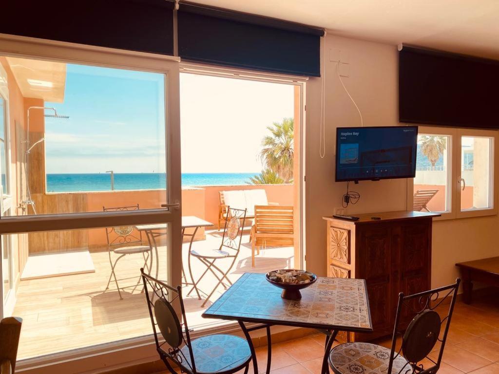Apartamento Attico La Terrazza Sul Mare Cagliari Exterior foto